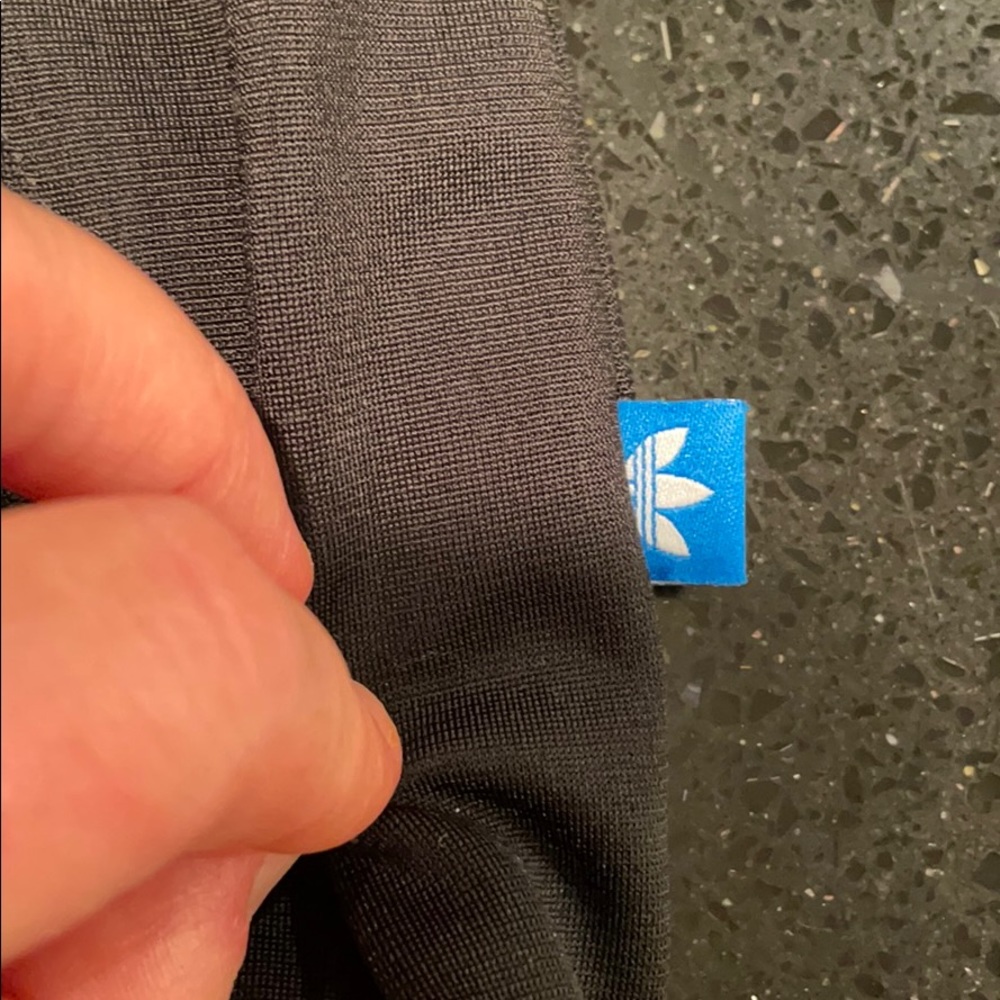 Women’s Adidas jacket - Picture 15 of 16